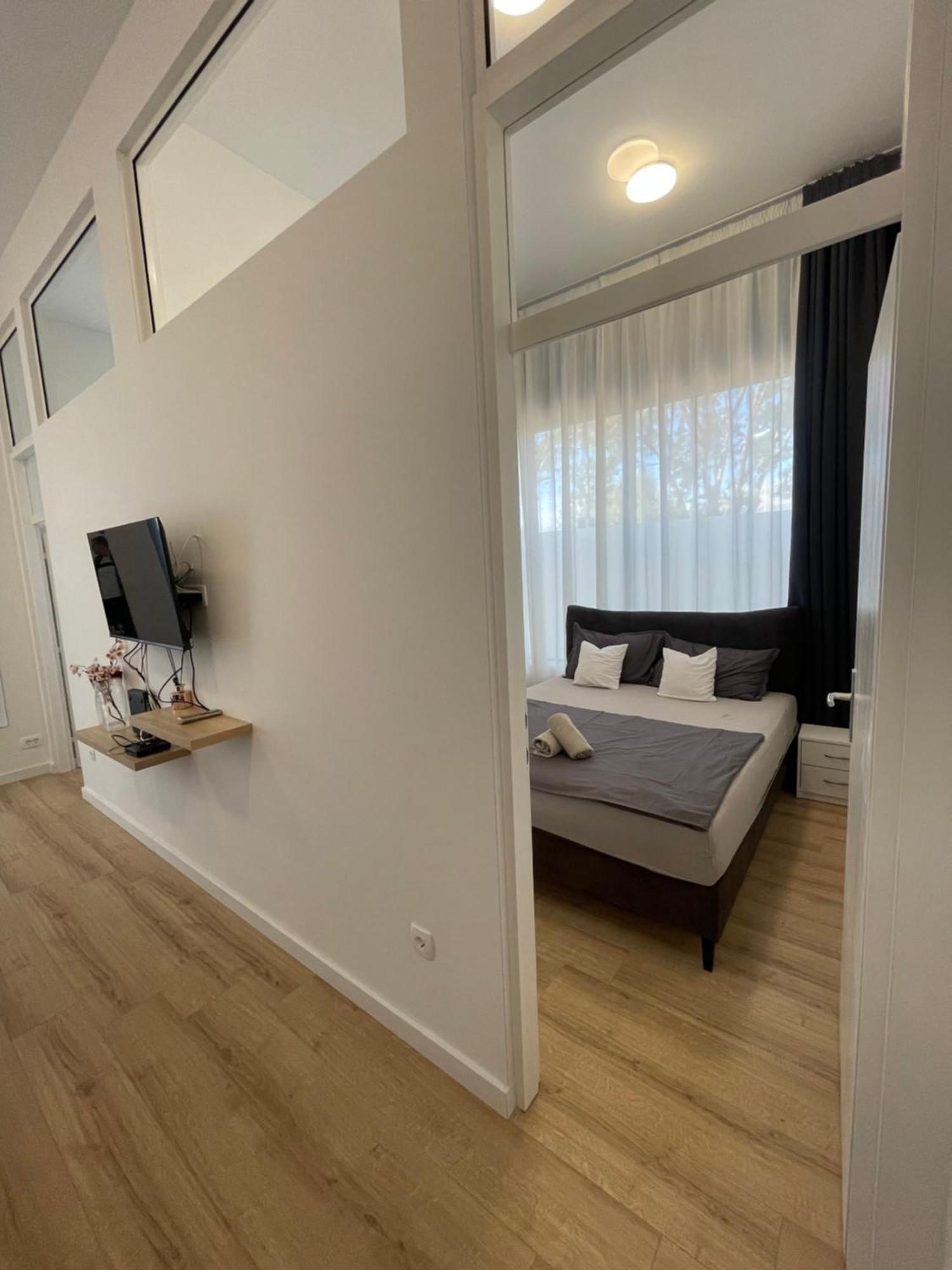 Two Bedroom Apartment N Split Bagian luar foto