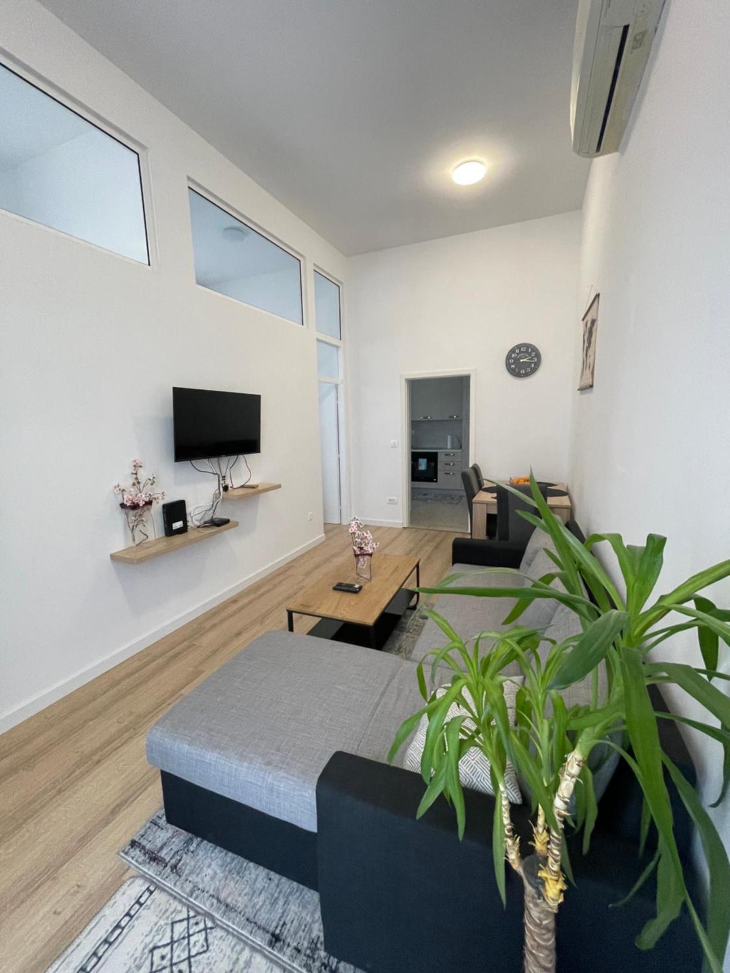 Two Bedroom Apartment N Split Bagian luar foto